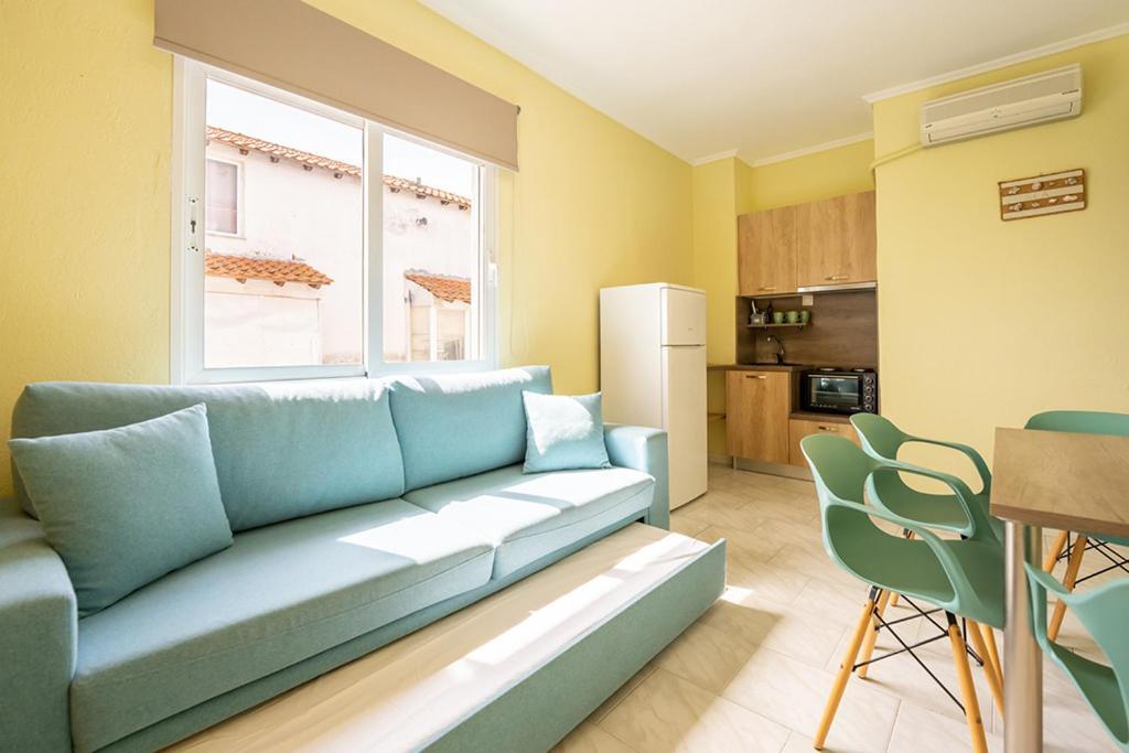 Dionisos Apartments Paralia Dionisiou Extérieur photo